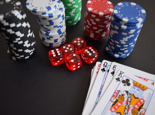 Mastering Top Player Poker: Winning Moves